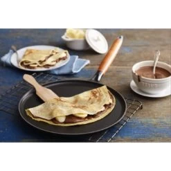 Staub Crêpière Avec Poignée En Bois 28 Cm, Fonte, Noir -Staub Cuisine 000010360