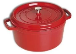 Cocotte Ronde En Fonte émaillée Staub Cerise De 20cm