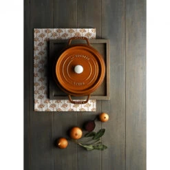 STAUB Cocotte Fonte Ronde 28 Cm Cannelle Majolique 6,7 L -Staub Cuisine staub cocotte fonte ronde 28 cm cannelle majolique 67 l 2